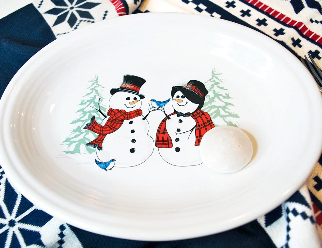 Fiesta Snowman And Lady Medium Oval Platter 4 Fiesta Snowman And Lady Medium Oval Platter - Image 2